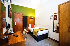 Acorn Hotel