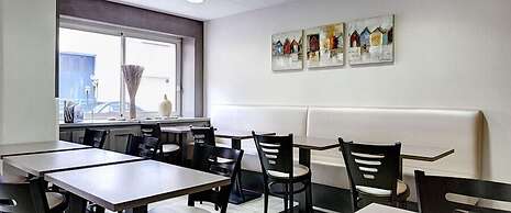 Hôtel SABLES D'O et son restaurant 