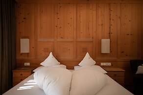 Green Luxury Hotel Pfösl