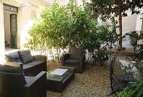 Residenza Aria della Ripa - Apartments & Suites