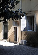 Residenza Aria della Ripa - Apartments & Suites