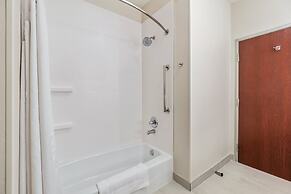 Holiday Inn Express Suites Van Buren-Ft Smith Area by IHG