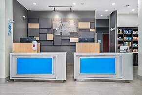 Holiday Inn Express Suites Van Buren-Ft Smith Area by IHG