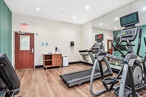 Holiday Inn Express Suites Van Buren-Ft Smith Area by IHG