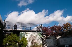 Yeoksam Artnouveau City Hotel and Residence