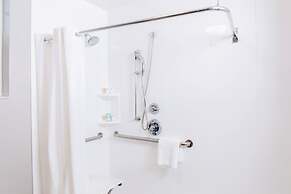 Ocean Reef Suites, South Beach