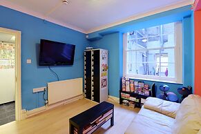 Gallery Hyde Park Hostel