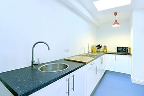 Gallery Hyde Park Hostel