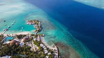 Holiday Inn Resort Kandooma Maldives - Kids Stay & Eat Free and DIVE F