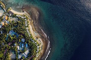 Holiday Inn Resort Kandooma Maldives - Kids Stay & Eat Free and DIVE F