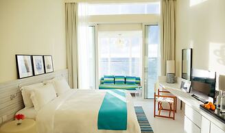 Holiday Inn Resort Kandooma Maldives - Kids Stay & Eat Free and DIVE F