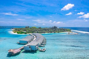 Holiday Inn Resort Kandooma Maldives - Kids Stay & Eat Free and DIVE F