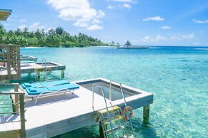 Holiday Inn Resort Kandooma Maldives - Kids Stay & Eat Free and DIVE F