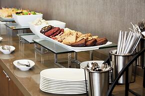 AC Hotel by Marriott National Harbor Washington, D.C. Area