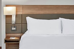AC Hotel by Marriott National Harbor Washington, D.C. Area