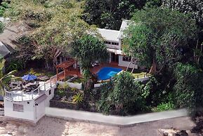 Hideaway Island Resort