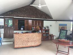 Hideaway Island Resort