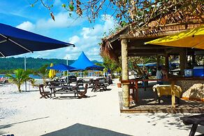 Hideaway Island Resort