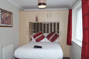 Gable End Hotel