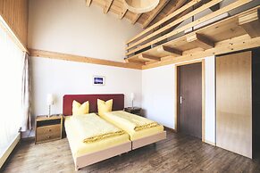Hotel Alpina