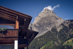 Hotel Alpina