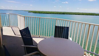 Lovers Key Resort by Check In Vacation Rentals