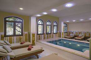 The Cove Rotana Resort