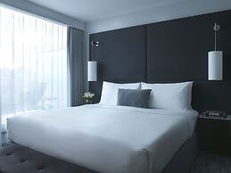 Renaissance Paris Arc de Triomphe Hotel