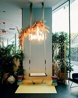 Renaissance Paris Arc de Triomphe Hotel