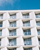 Renaissance Paris Arc de Triomphe Hotel