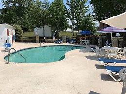 Americas Best Value Inn Conyer