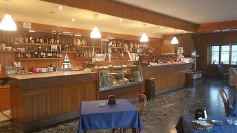 Hotel Ristorante Miramonti