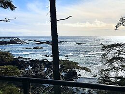 Black Rock Oceanfront Resort