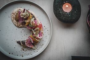 Black Rock Oceanfront Resort