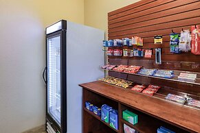 La Quinta Inn & Suites by Wyndham Garland Harbor Point