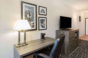 La Quinta Inn & Suites by Wyndham Garland Harbor Point