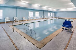 La Quinta Inn & Suites by Wyndham Garland Harbor Point