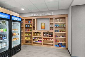 Hampton Inn & Suites Charlotte Airport