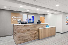 Hampton Inn & Suites Charlotte Airport