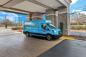 Hampton Inn & Suites Charlotte Airport