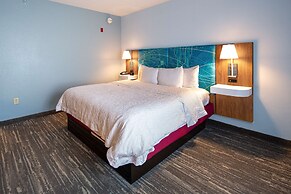 Hampton Inn & Suites Charlotte Airport
