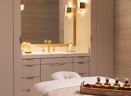 Waldorf Astoria Orlando - An Official Walt Disney World® Hotel