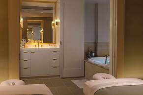 Waldorf Astoria Orlando - An Official Walt Disney World® Hotel