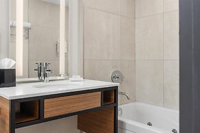 Hilton Garden Inn Toronto Airport