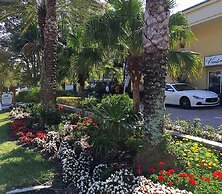 Vanderbilt Beach Resort