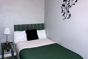 Kenley Hotel