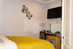 Kenley Hotel