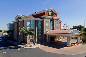 Holiday Inn Express Hotel & Suites Fresno South, an IHG Hotel