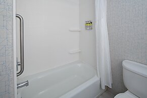 Holiday Inn Express Hotel & Suites Fresno South by IHG