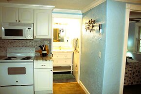 Pirate's Pointe Resort